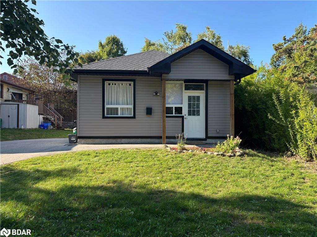 1-vine-street-barrie-ontario-40765044