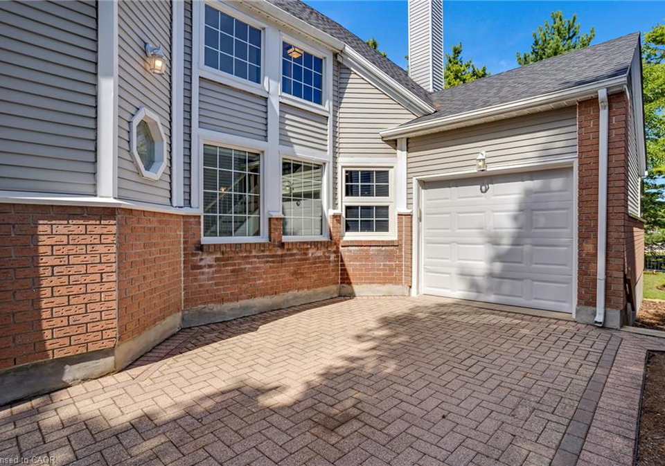 41-quinte-crescent-kitchener-ontario-40765065