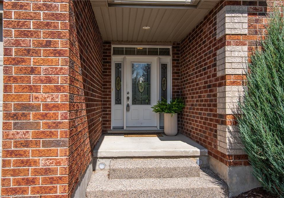 242-laschinger-boulevard-new-hamburg-ontario-40765089