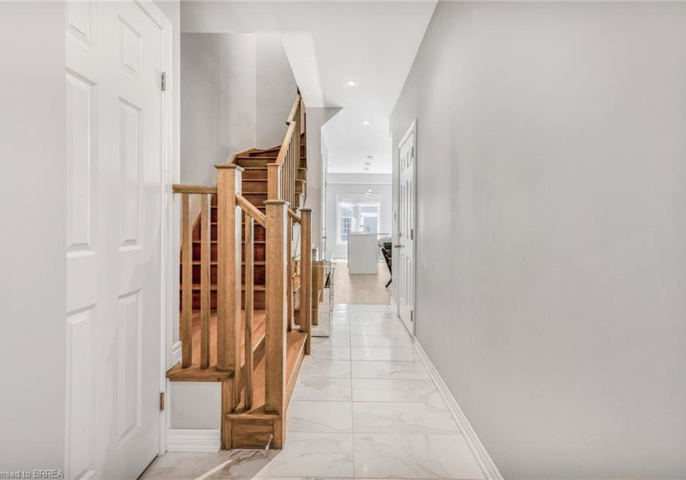 21-madonna-drive-hamilton-ontario-40765160