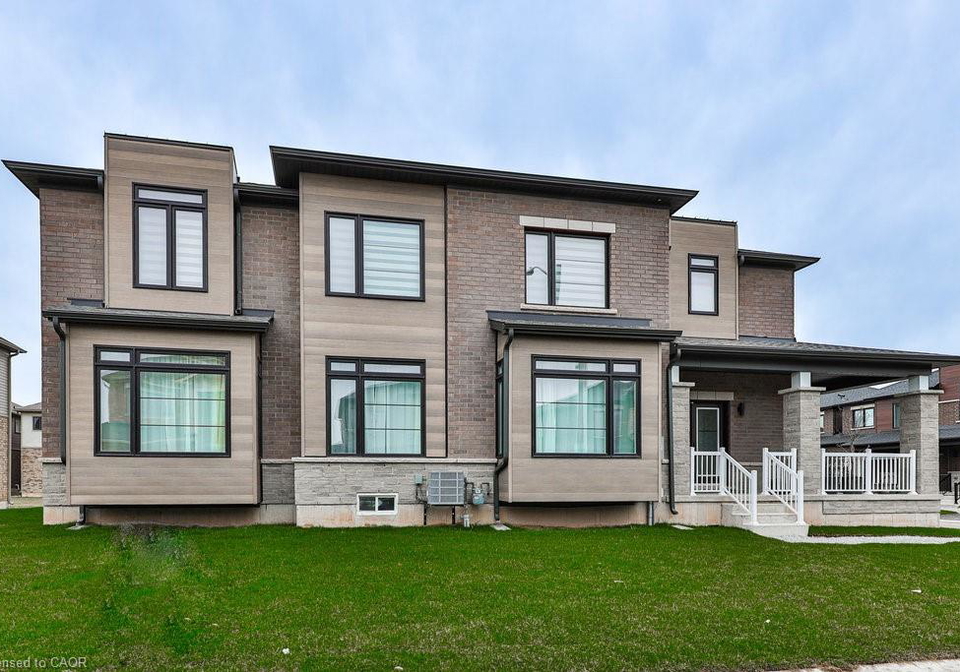 3-bentgrass-drive-welland-ontario-40765215