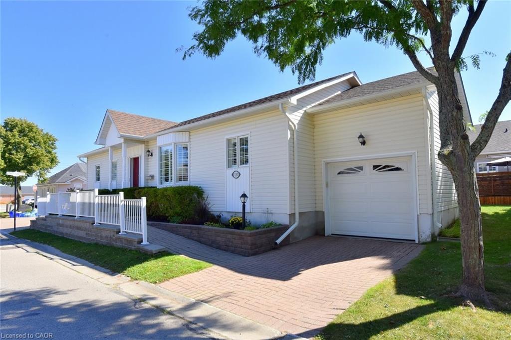 137-silverbirch-boulevard-mount-hope-ontario-40765289
