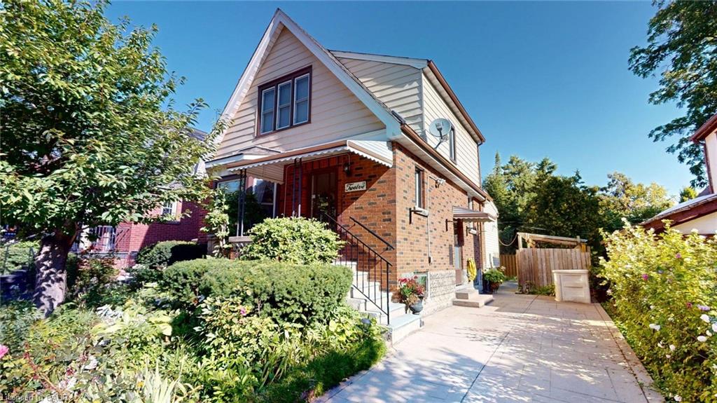 12-orchard-hill-hamilton-ontario-40765293