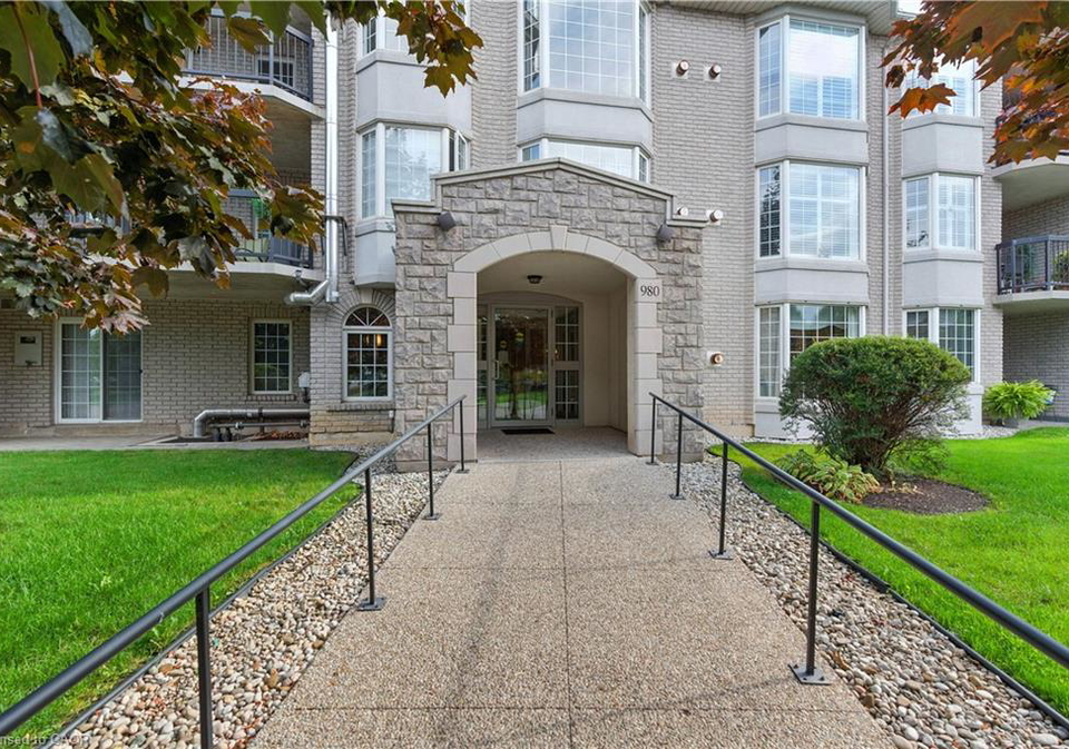 980-golf-links-road-ancaster-ontario-40765305