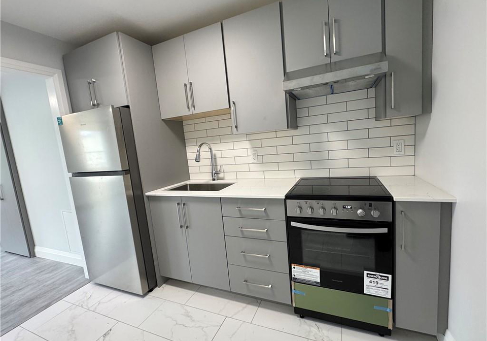 181-brant-avenue-brantford-ontario-40765387