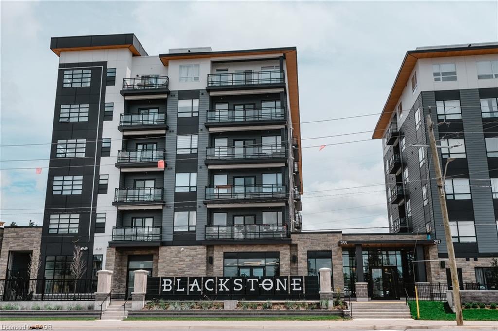 255-northfield-drive-e-waterloo-ontario-40765422