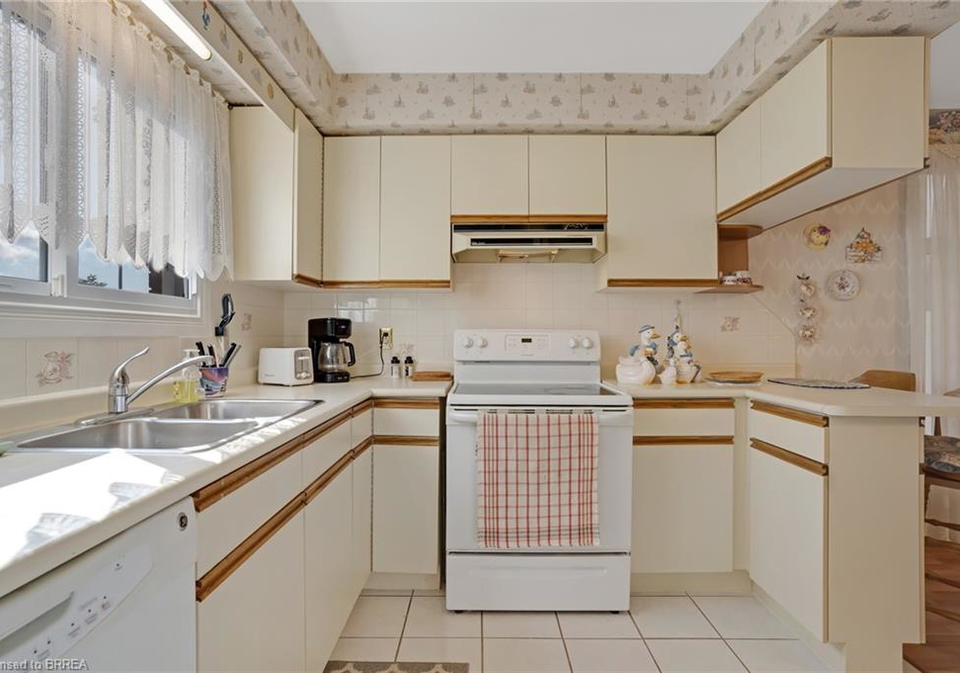 3-kent-road-brantford-ontario-40765517