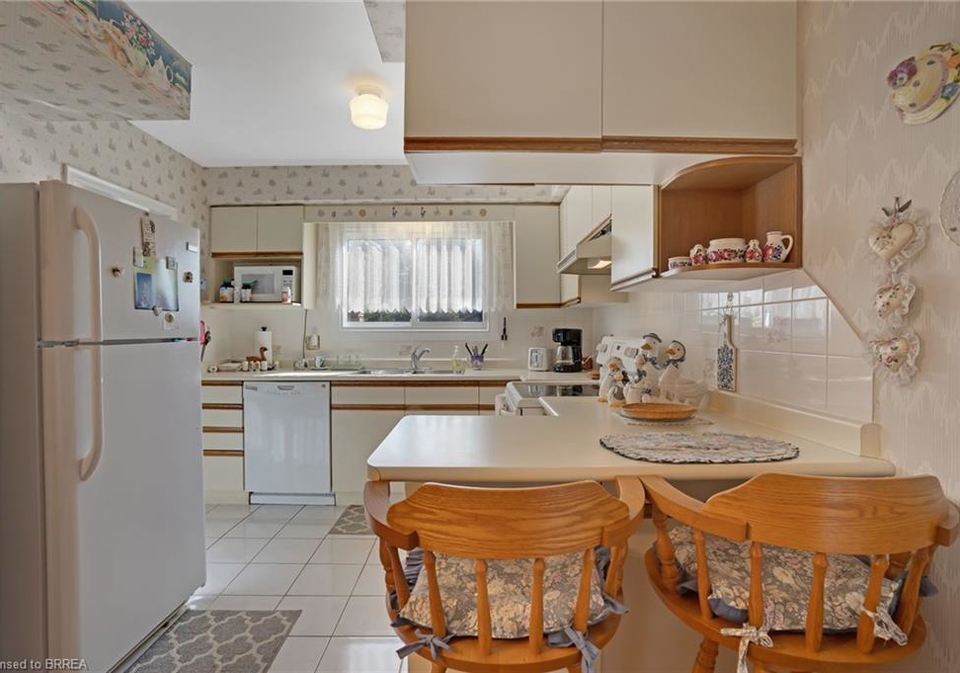 3-kent-road-brantford-ontario-40765517