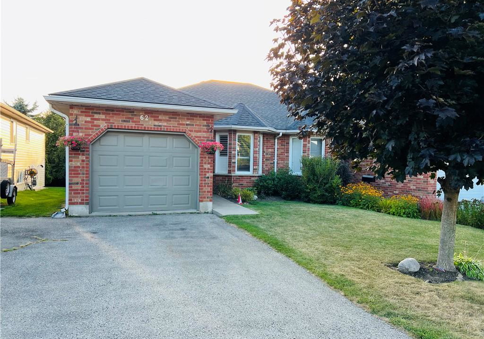62-court-drive-paris-ontario-40765523