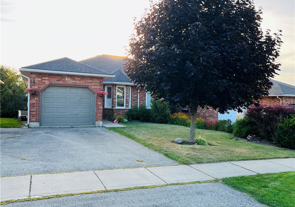 62-court-drive-paris-ontario-40765523