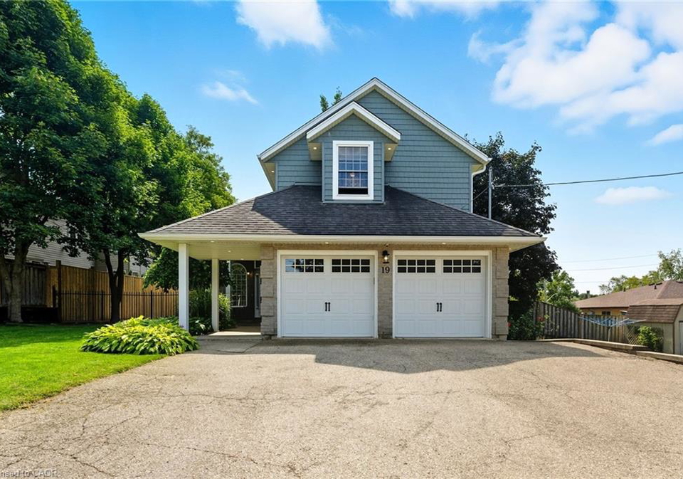 19-mitchell-street-ayr-ontario-40765548