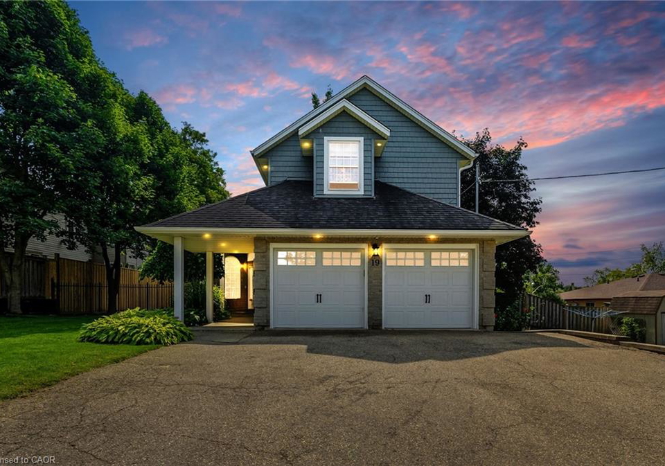 19-mitchell-street-ayr-ontario-40765548