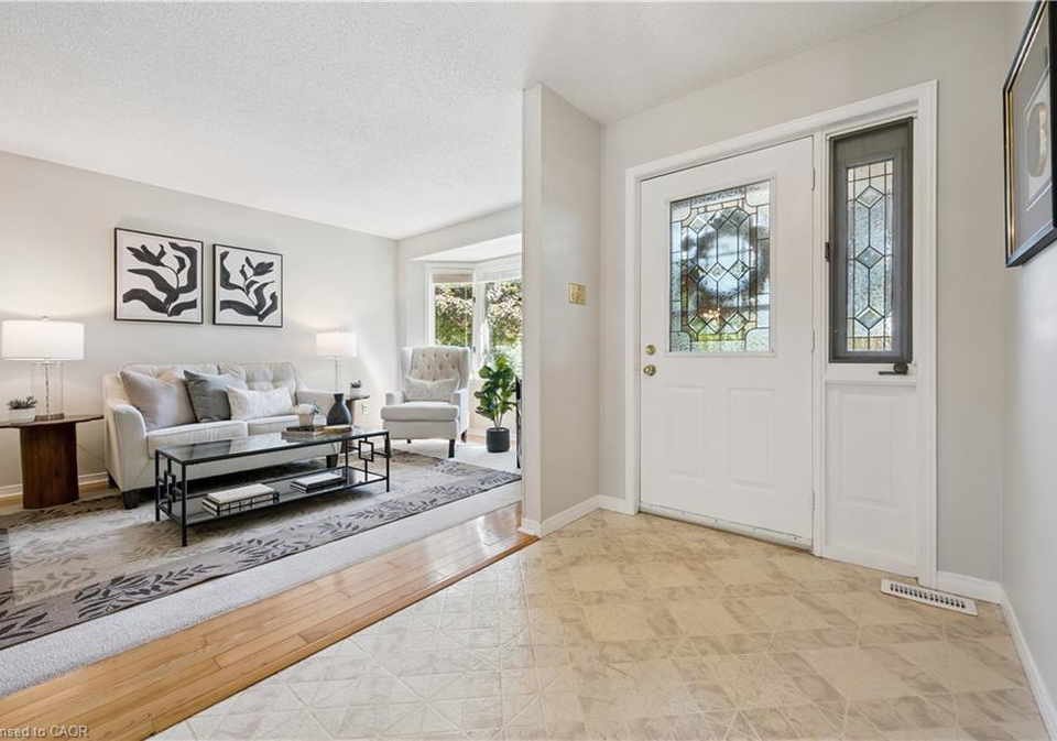 1080-isabella-street-linwood-ontario-40765602