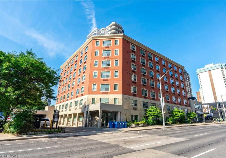 149-main-street-w-hamilton-ontario-40765649