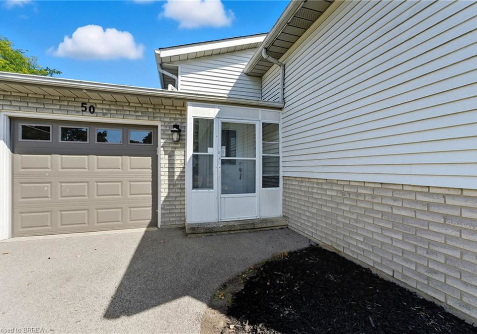50-viscount-road-brantford-ontario-40765705