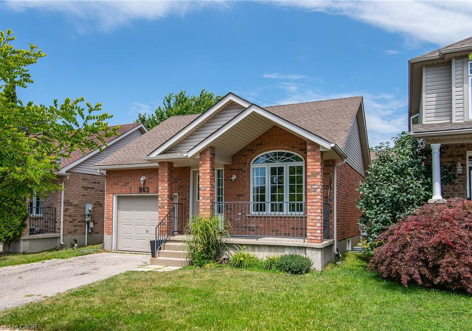 863-brandenburg-boulevard-waterloo-ontario-40765721