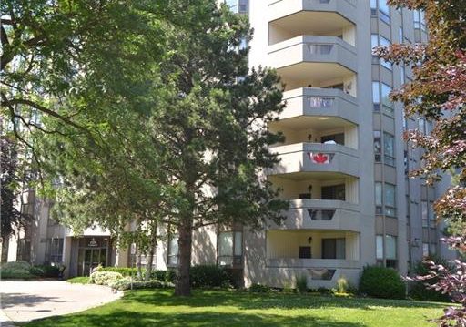 8-village-green-boulevard-stoney-creek-ontario-40765771