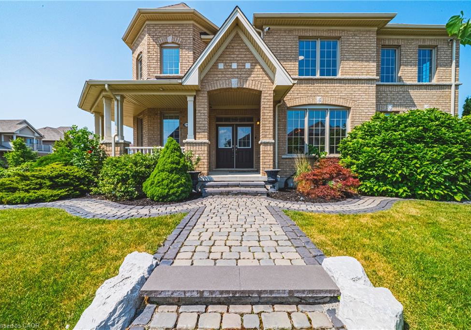8788-dogwood-crescent-niagara-falls-ontario-40765784