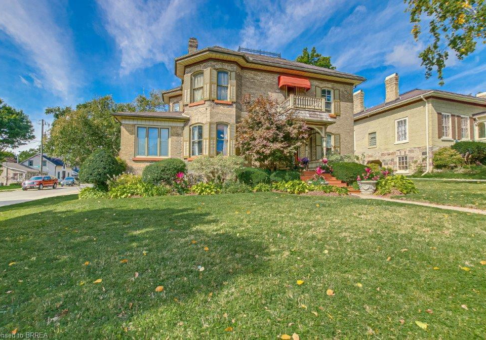 40-broadway-street-e-paris-ontario-40765859