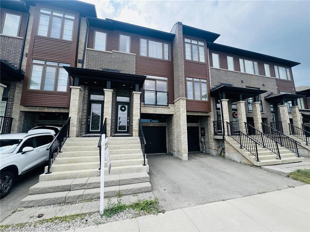 30-times-square-boulevard-stoney-creek-ontario-40765973