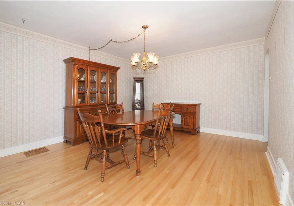 111-north-drive-kitchener-ontario-40765981