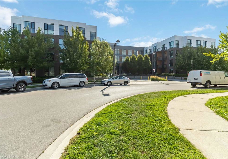 150-sabina-drive-oakville-ontario-40765993
