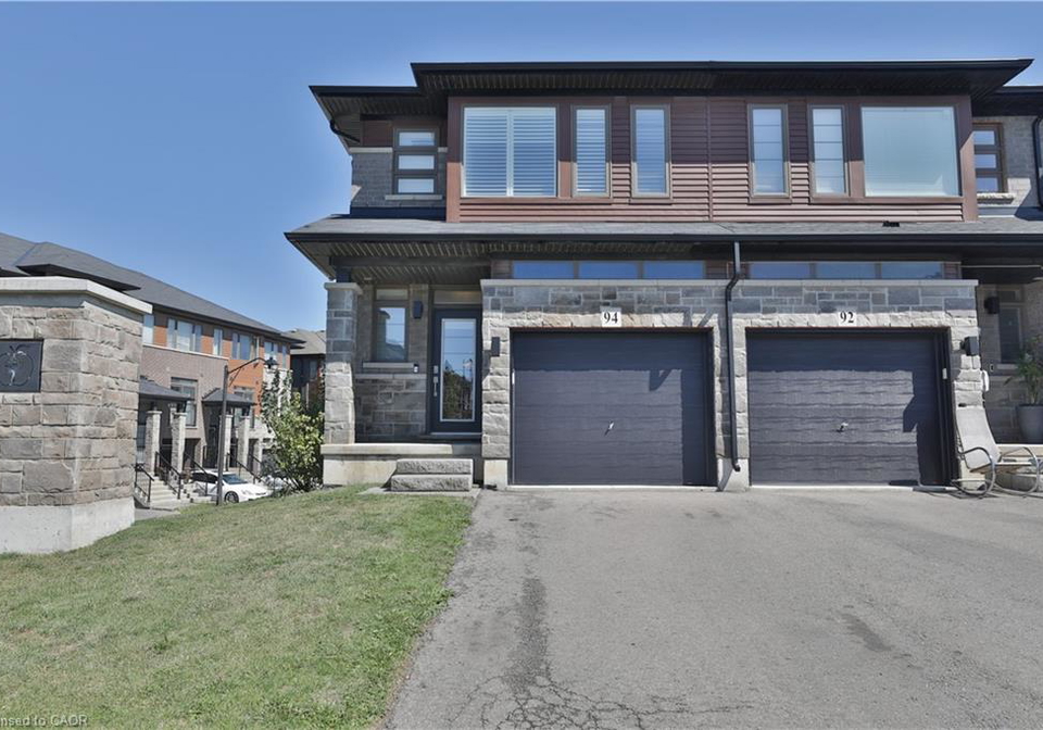 94-soho-street-stoney-creek-ontario-40766004
