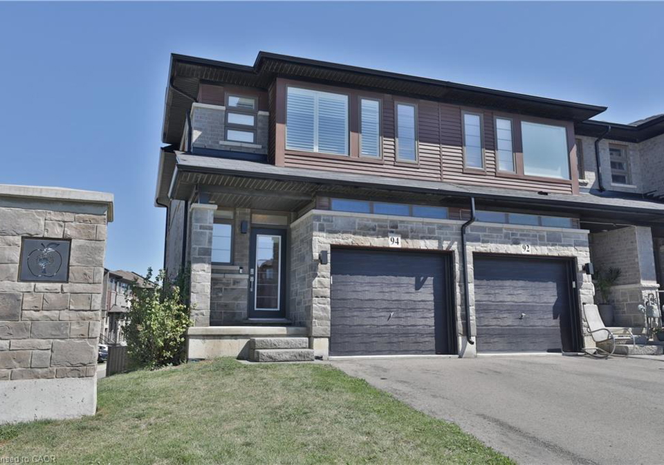 94-soho-street-stoney-creek-ontario-40766004