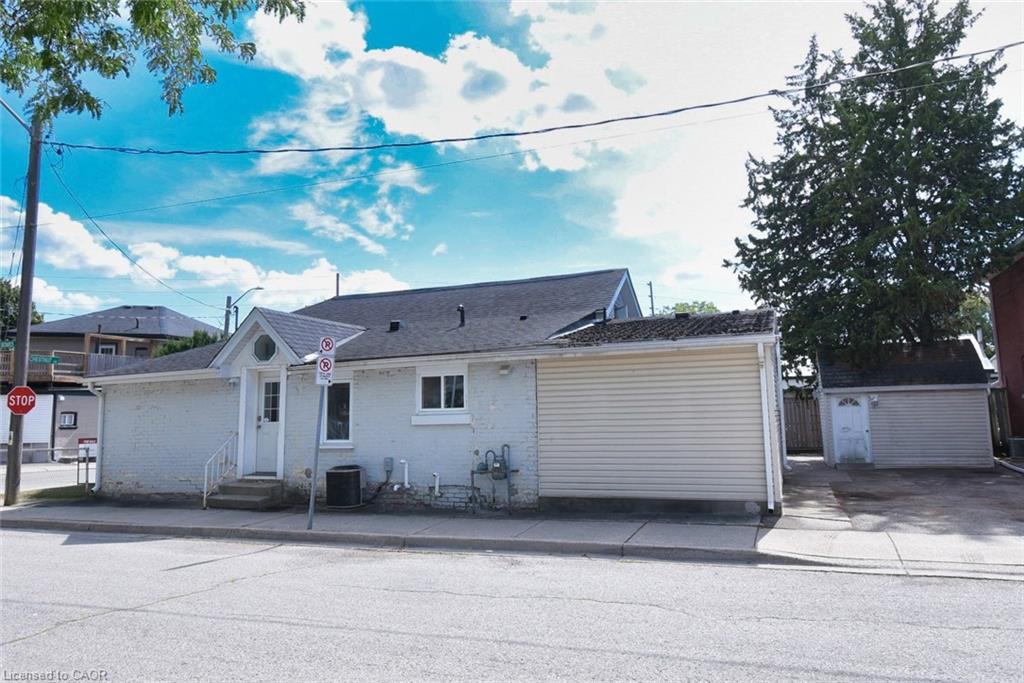 139-chestnut-avenue-brantford-ontario-40766009