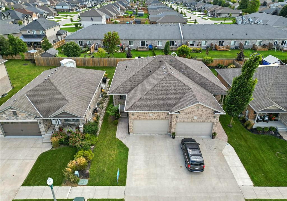 242-hutton-street-east-e-listowel-ontario-40766018