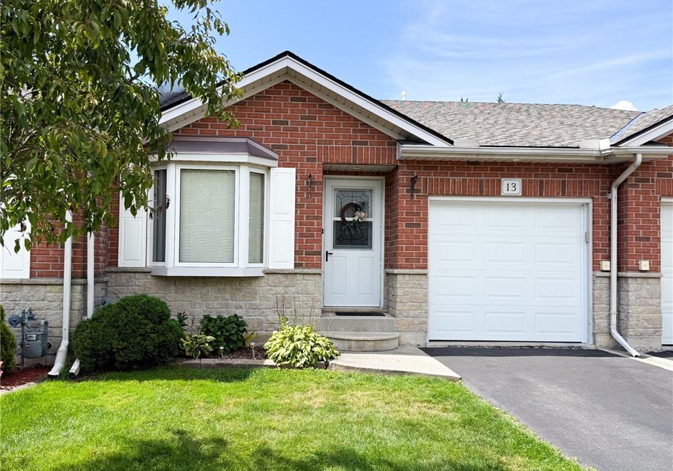 13-clonmel-lane-port-dover-ontario-40766108