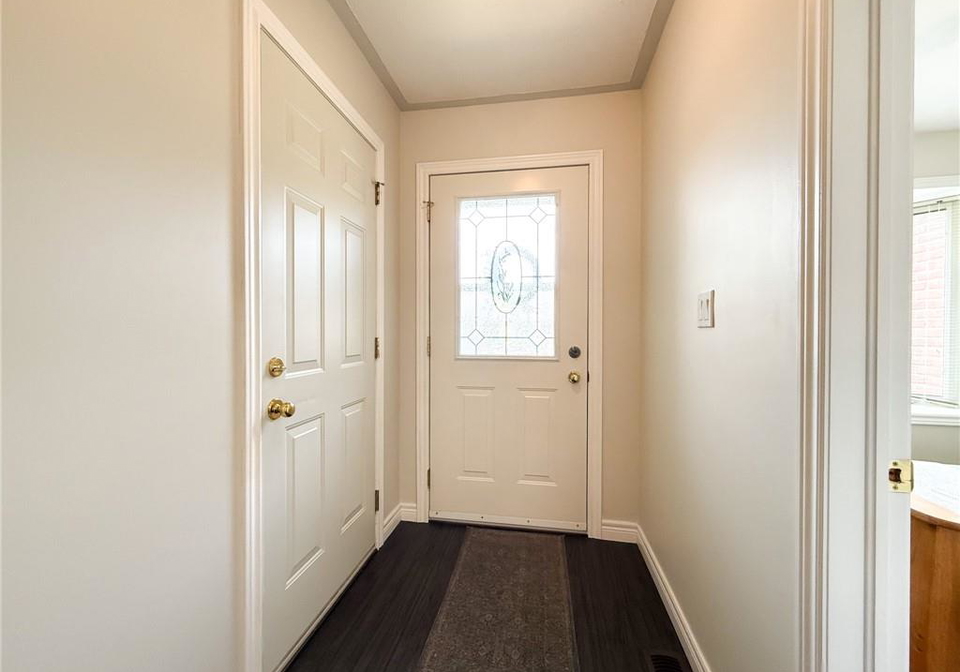 13-clonmel-lane-port-dover-ontario-40766108