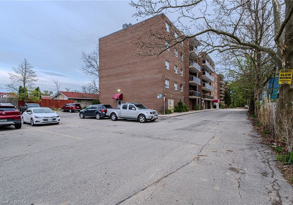 793-colborne-street-brantford-ontario-40766119