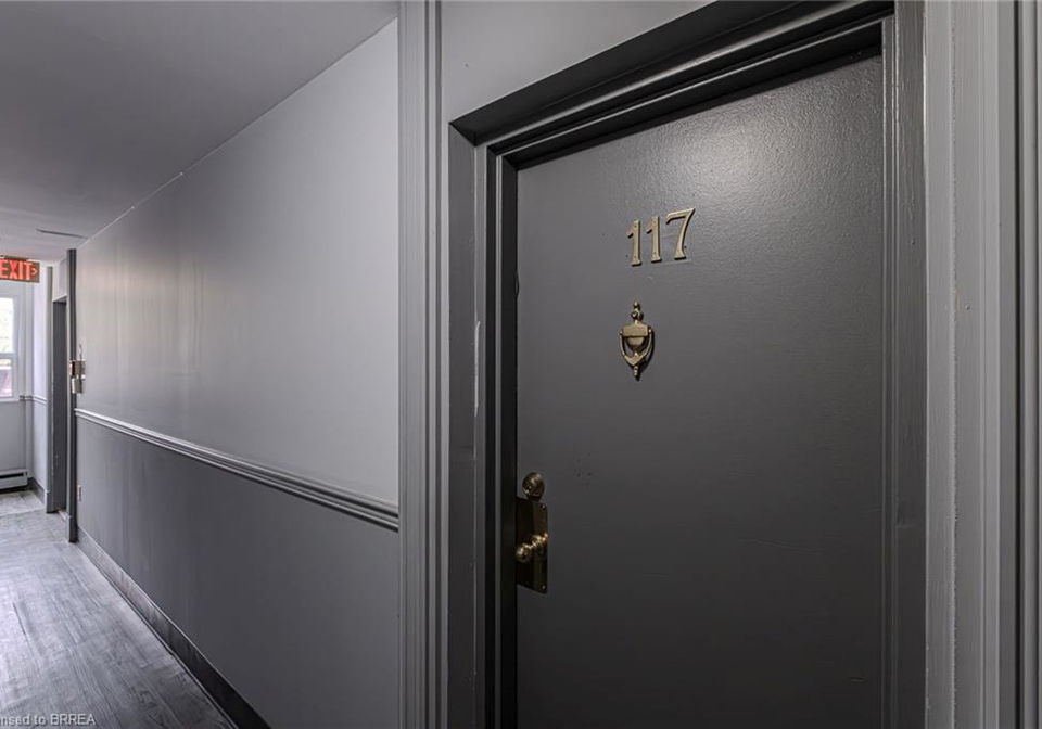 793-colborne-street-brantford-ontario-40766119