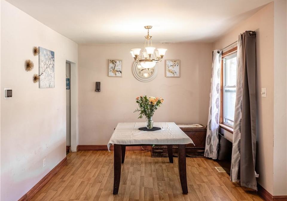 173-saddler-street-e-durham-ontario-40766192