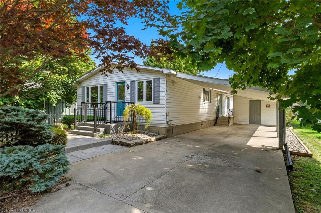 14-jackson-heights-port-dover-ontario-40766250