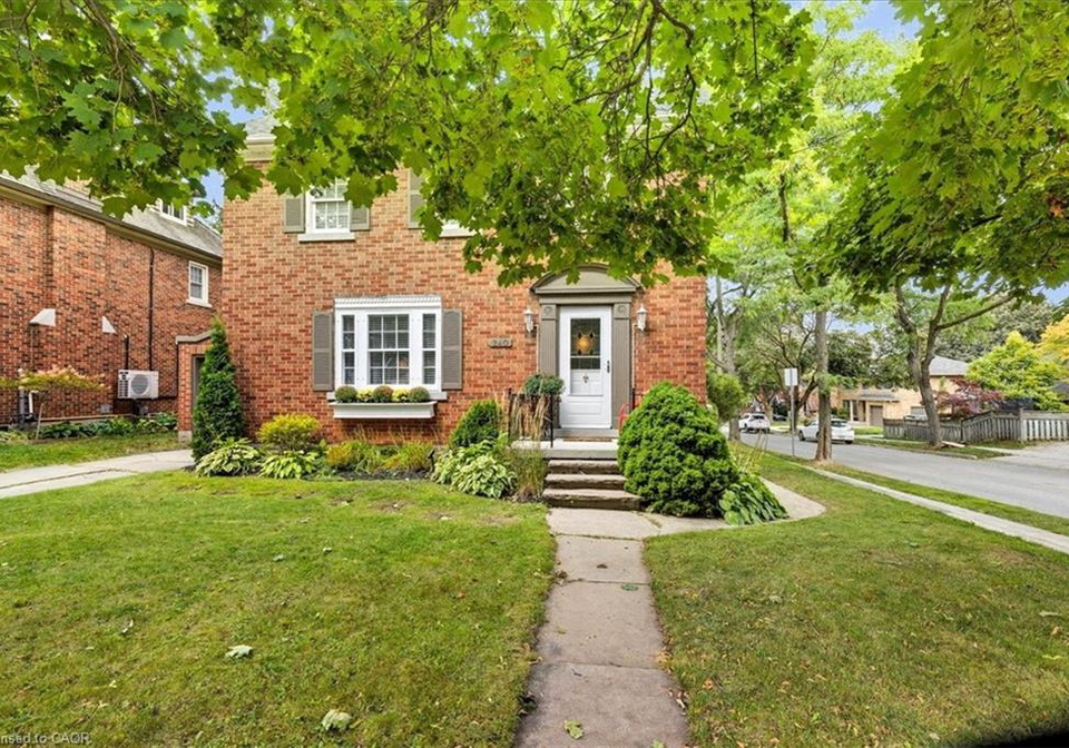 240-cameron-street-n-kitchener-ontario-40766283