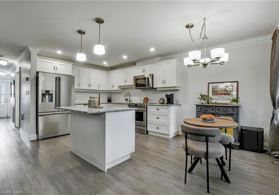 47-bishop-reding-trail-hamilton-ontario-40766288