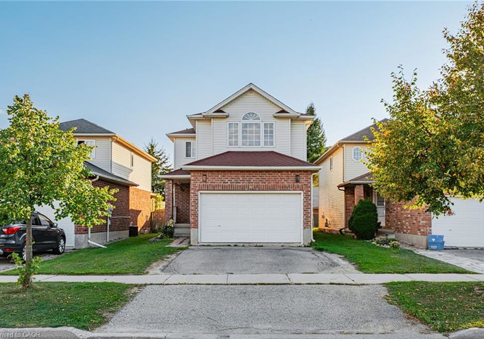 81-eastforest-trail-kitchener-ontario-40766312