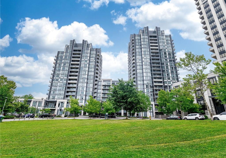 120-harrison-garden-avenue-north-york-ontario-40766410