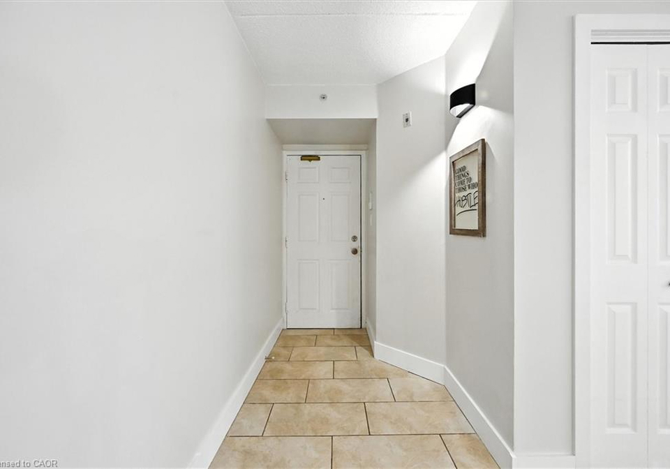 1421-walkers-line-burlington-ontario-40766464