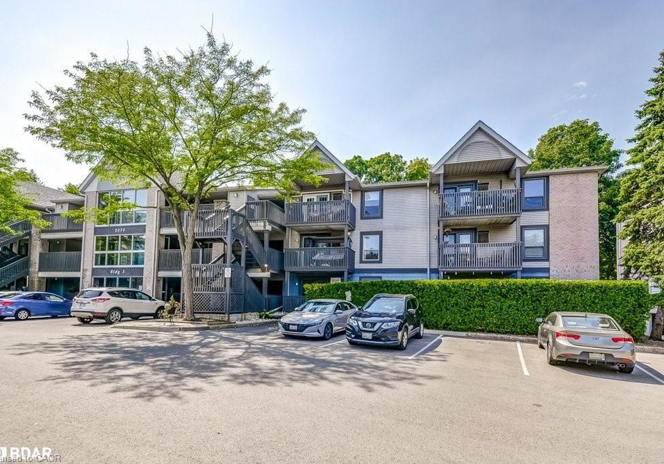 2030-cleaver-avenue-burlington-ontario-40766509