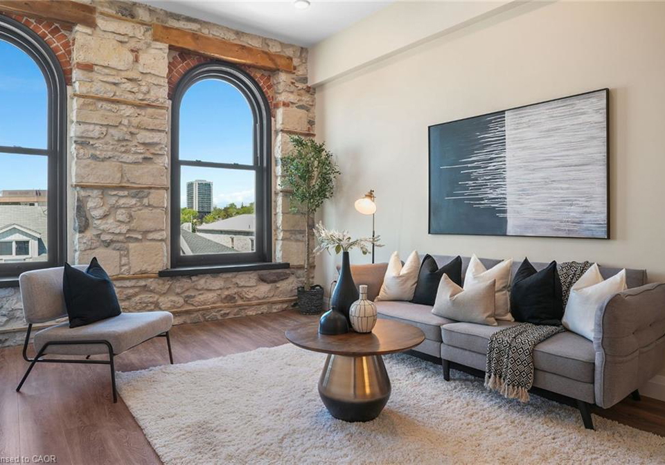 15-main-street-cambridge-ontario-40766520