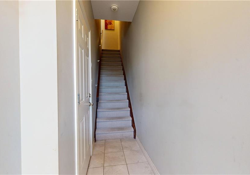 94-robert-peel-road-kitchener-ontario-40766613