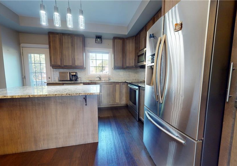 94-robert-peel-road-kitchener-ontario-40766613
