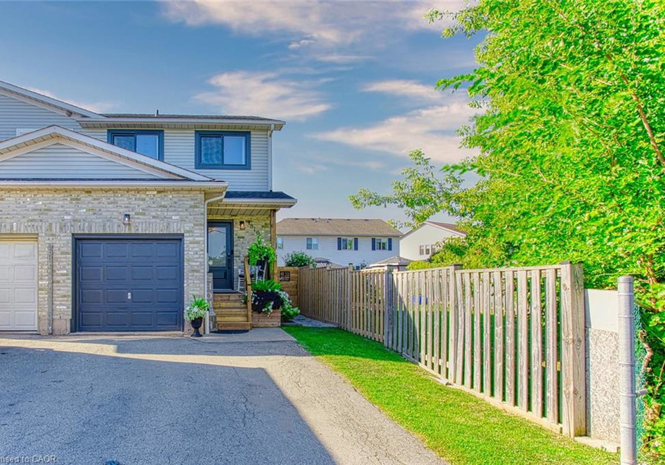 4816-john-street-beamsville-ontario-40766697