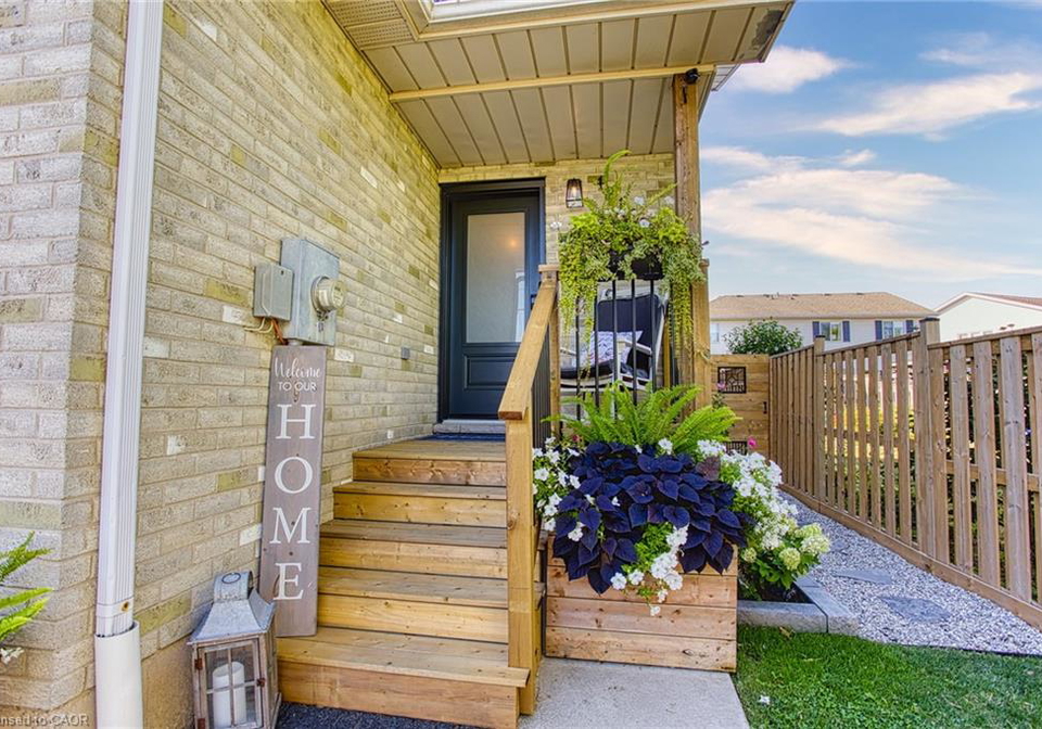 4816-john-street-beamsville-ontario-40766697