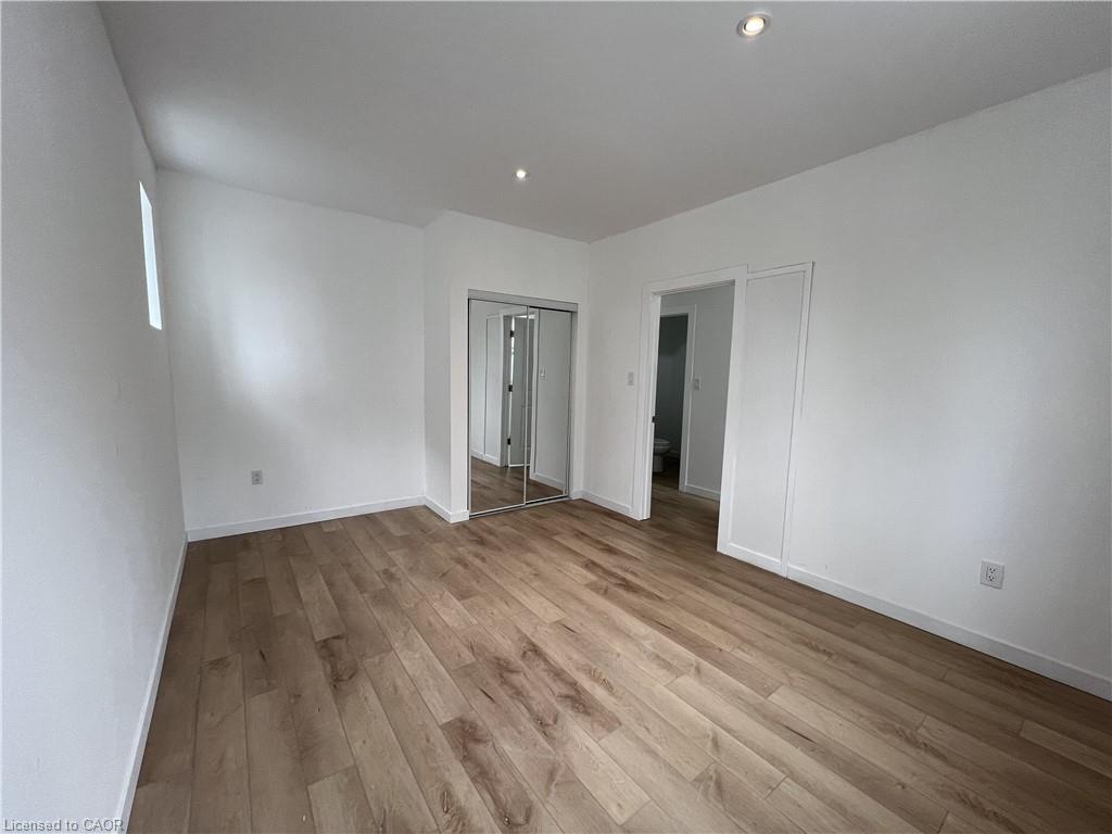 100-greensides-avenue-w-toronto-ontario-40766726