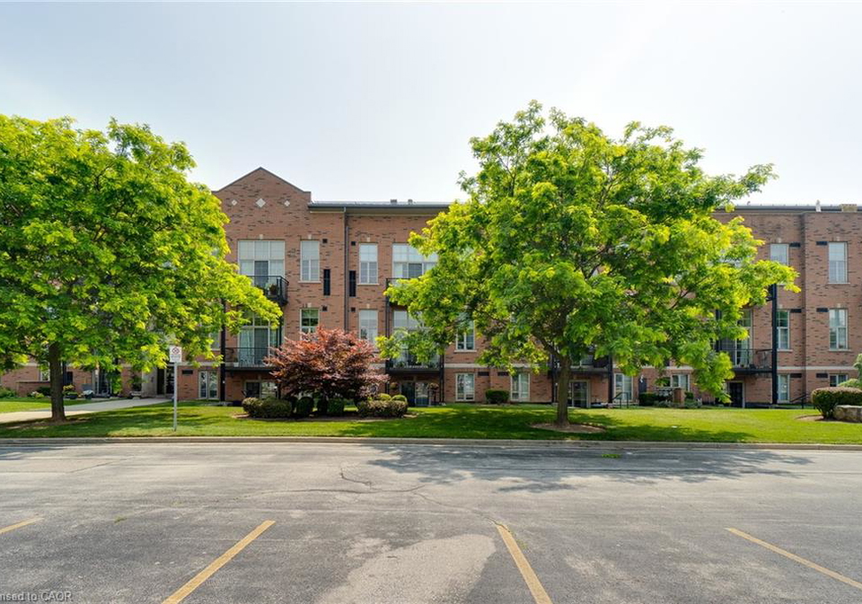 262-dundas-street-e-waterdown-ontario-40766777