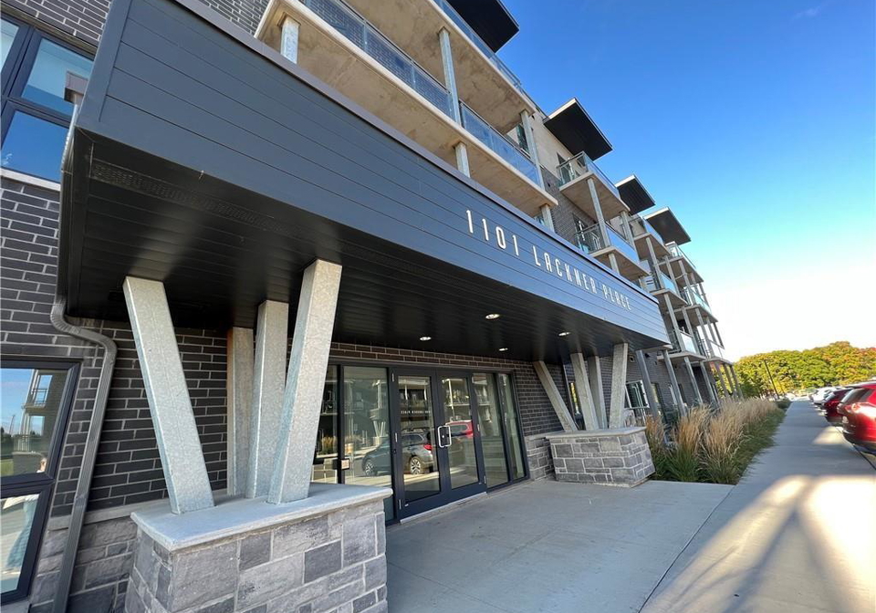 1101-lackner-place-kitchener-ontario-40766935